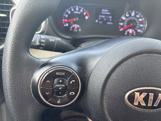 Used 2021 Kia Soul LX image 16