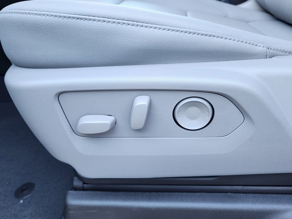 New 2026 GMC Sierra 1500 SLT w/ SLT Premium Plus Package image 18