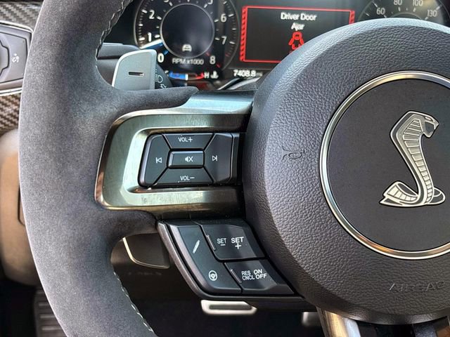Used 2021 Ford Mustang Shelby GT500 w/ Technology Package RWD image 19