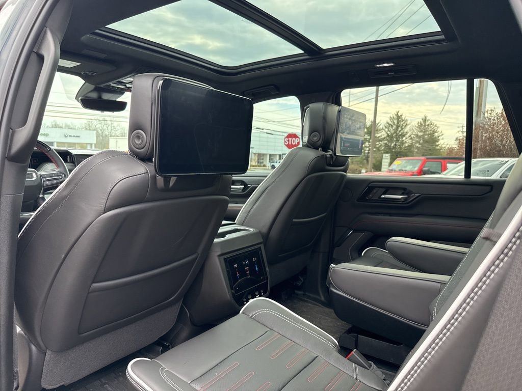 Used 2026 GMC Yukon AT4 Ultimate w/ LPO, Floor Liner Package image 17