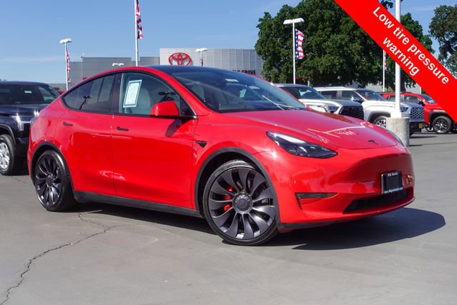 Used 2023 Tesla Model Y Performance image 6