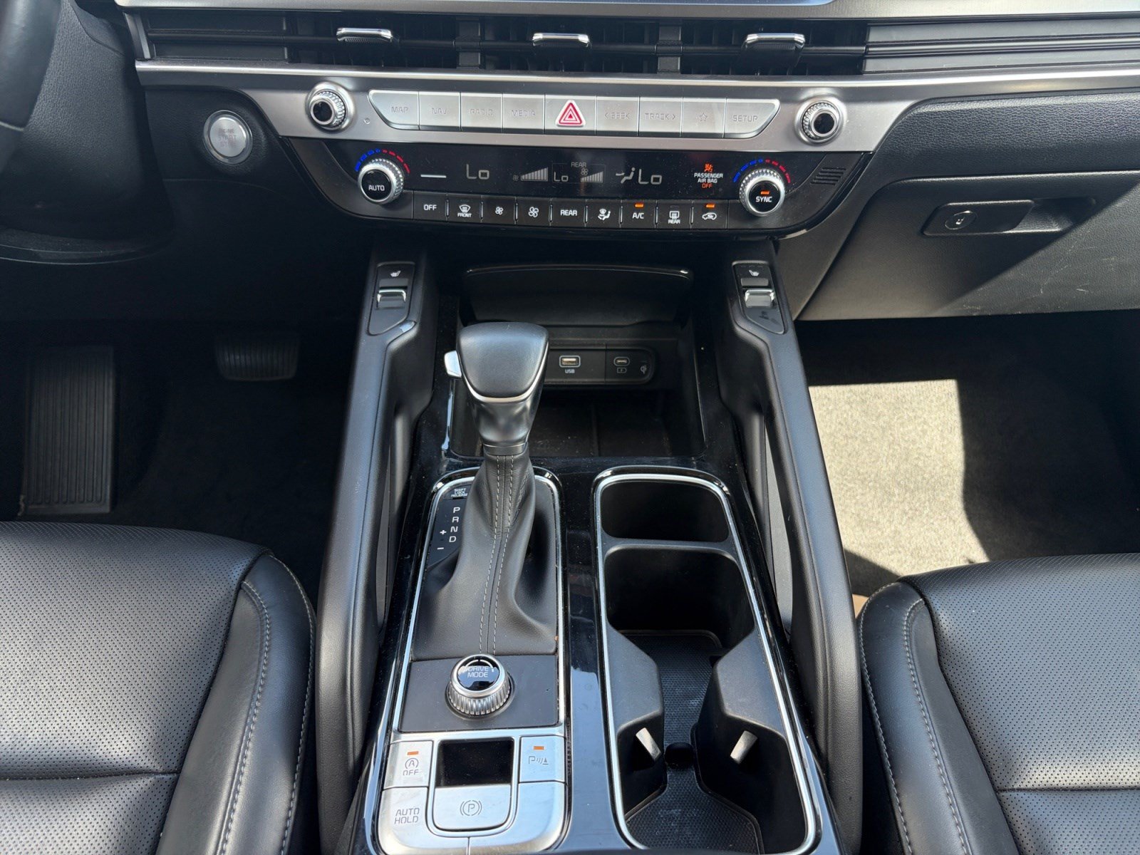 Used 2025 Kia Telluride S FWD image 18