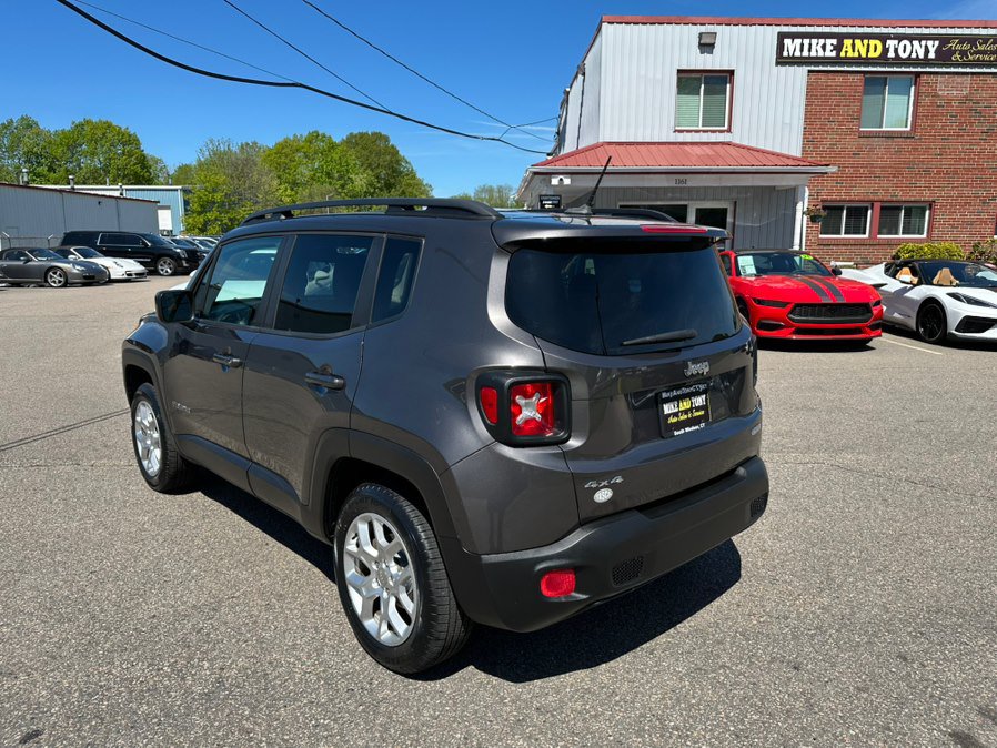 Used 2017 Jeep Renegade Latitude AWD/4WD image 8