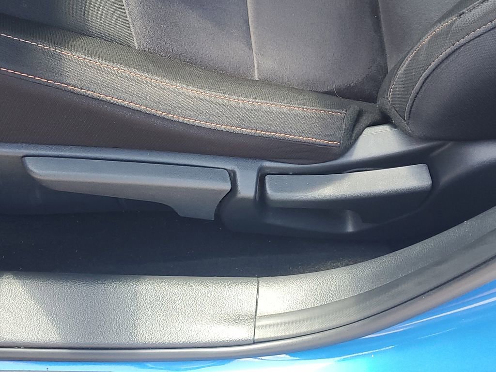 Certified 2021 Nissan Sentra SR FWD image 23