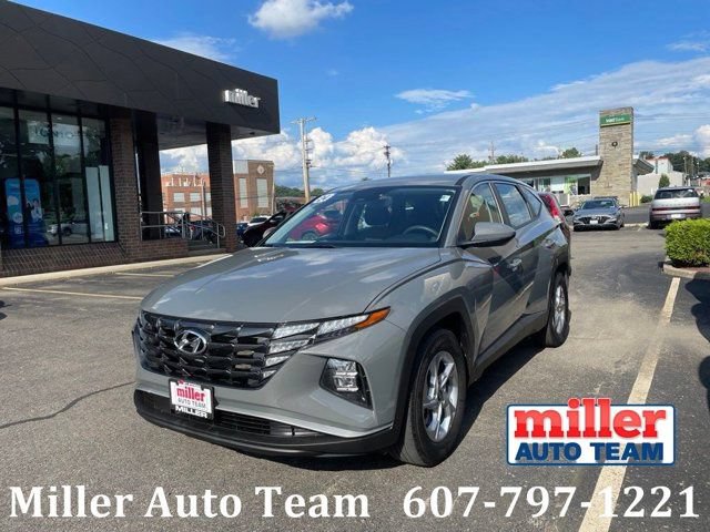 Used 2024 Hyundai Tucson SE FWD image 1