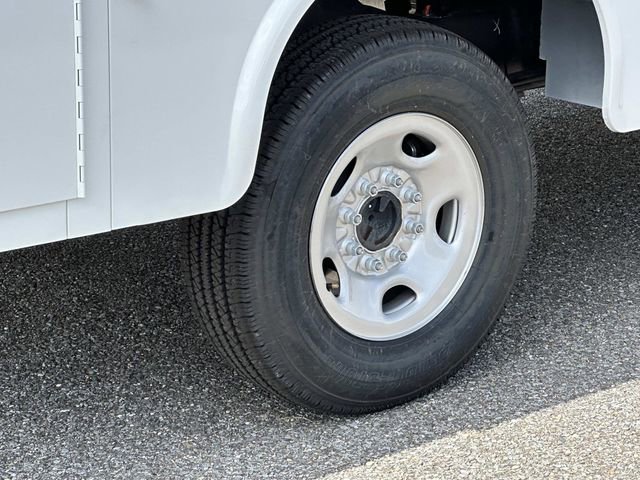 New 2025 Chevrolet Express 3500 Work Van w/ Power Convenience Package image 32