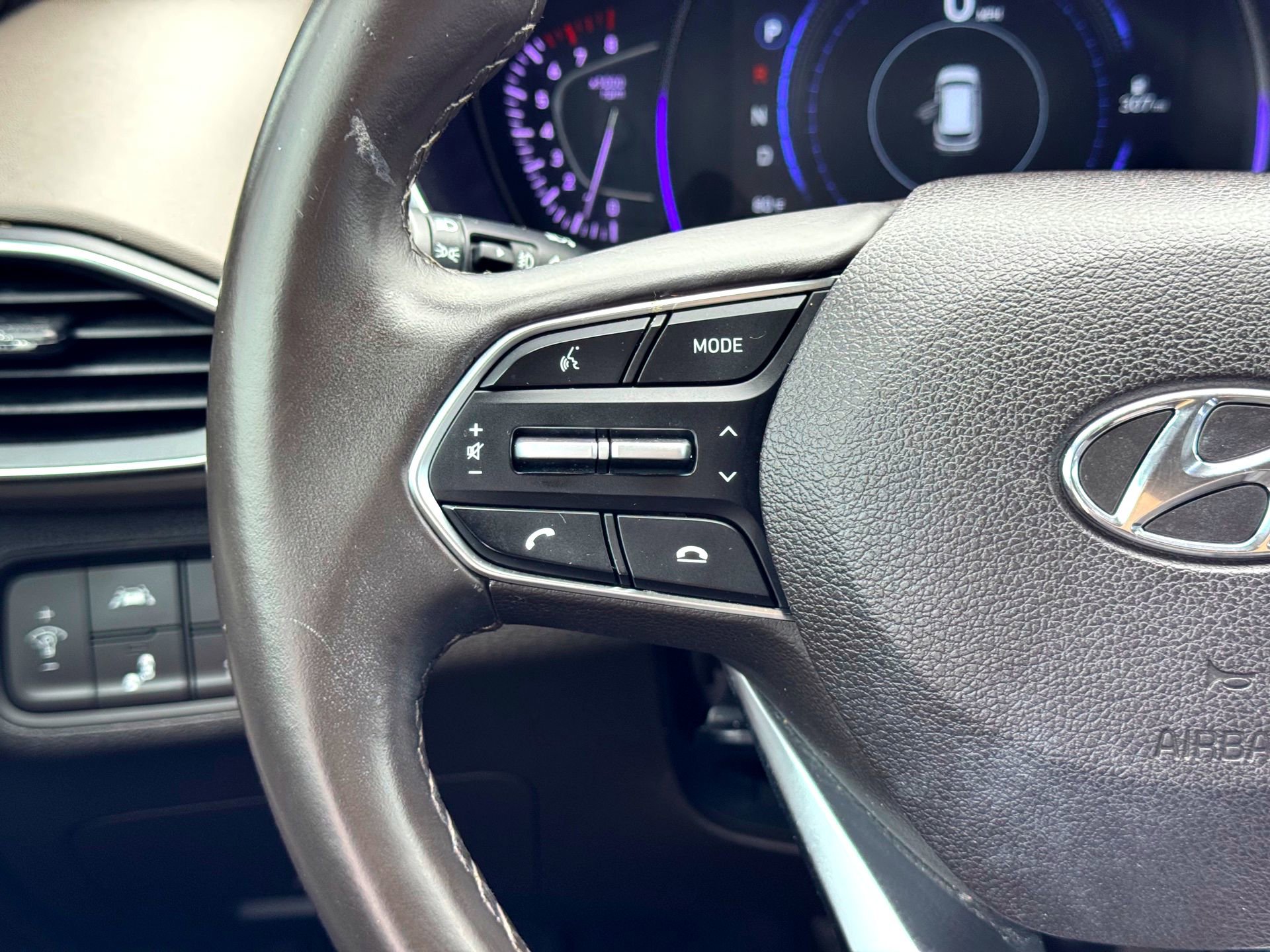 Used 2019 Hyundai Santa Fe Limited FWD image 24