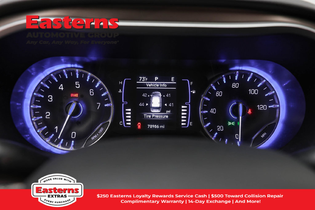 Used 2023 Chrysler Voyager LX FWD image 19