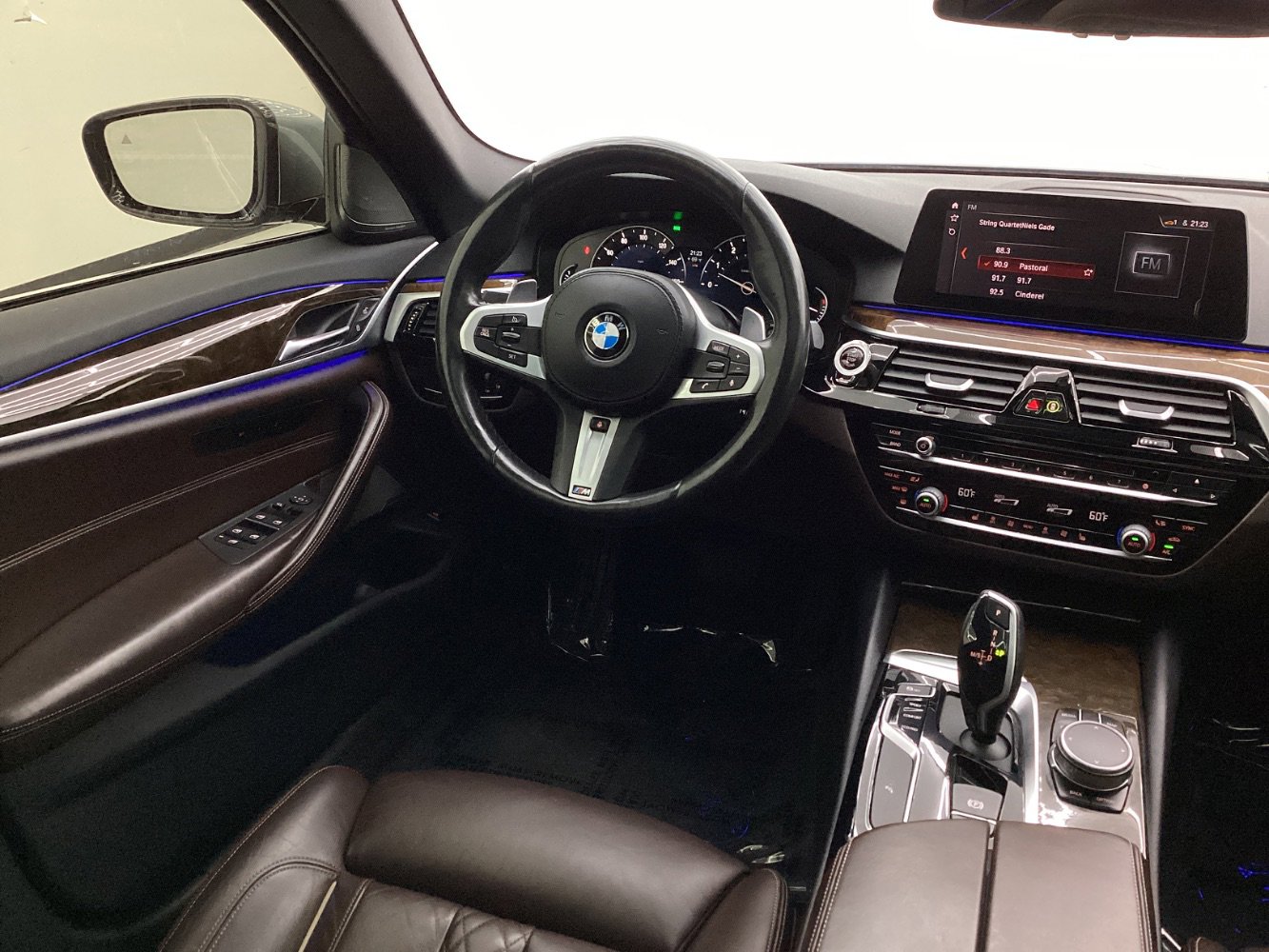 Used 2019 BMW 540i xDrive w/ Convenience Package image 29