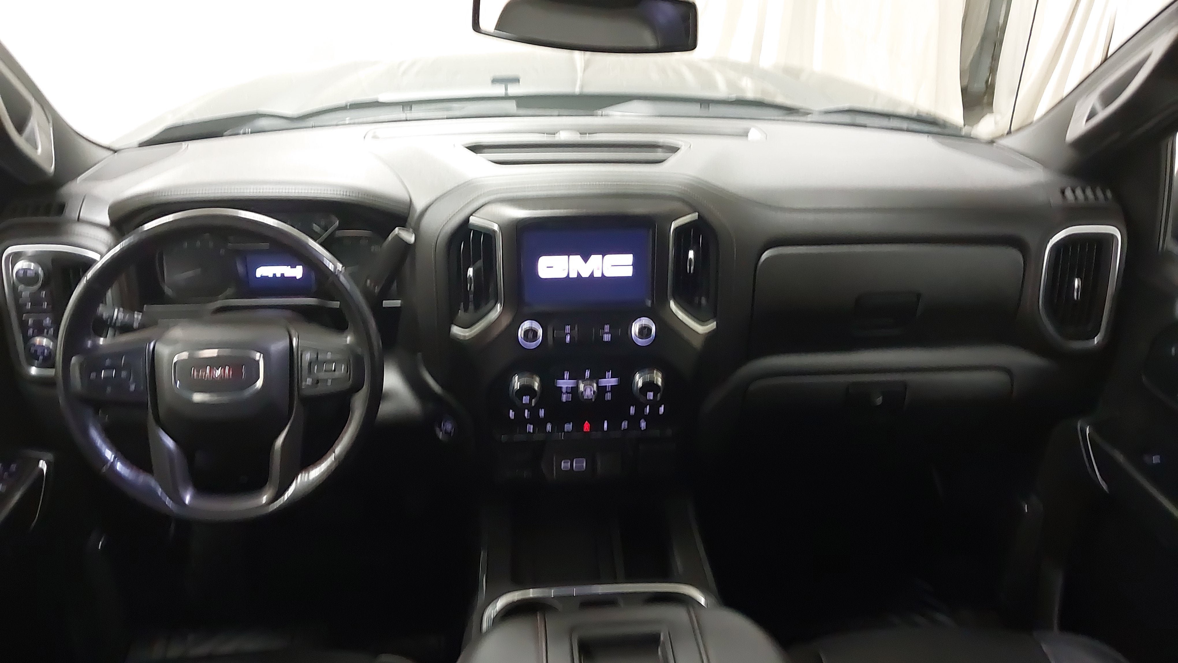 Used 2020 GMC Sierra 1500 AT4 w/ AT4 Premium Package AWD/4WD image 32
