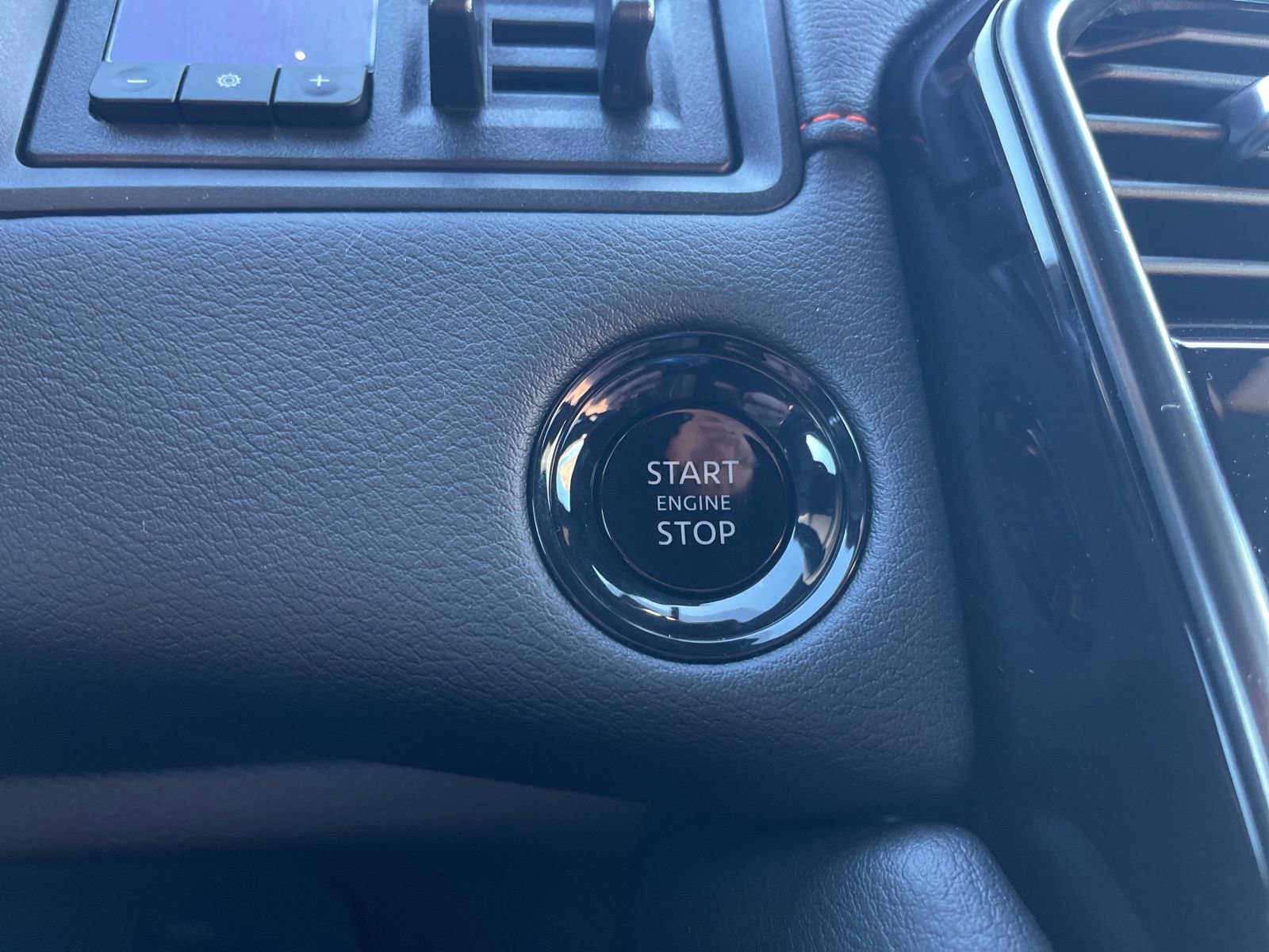 New 2025 Nissan Armada PRO-4X image 36