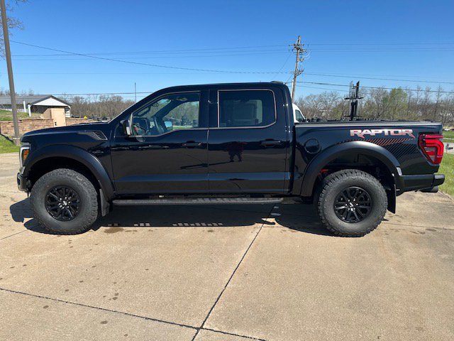New 2026 Ford F150 Raptor AWD/4WD image 2