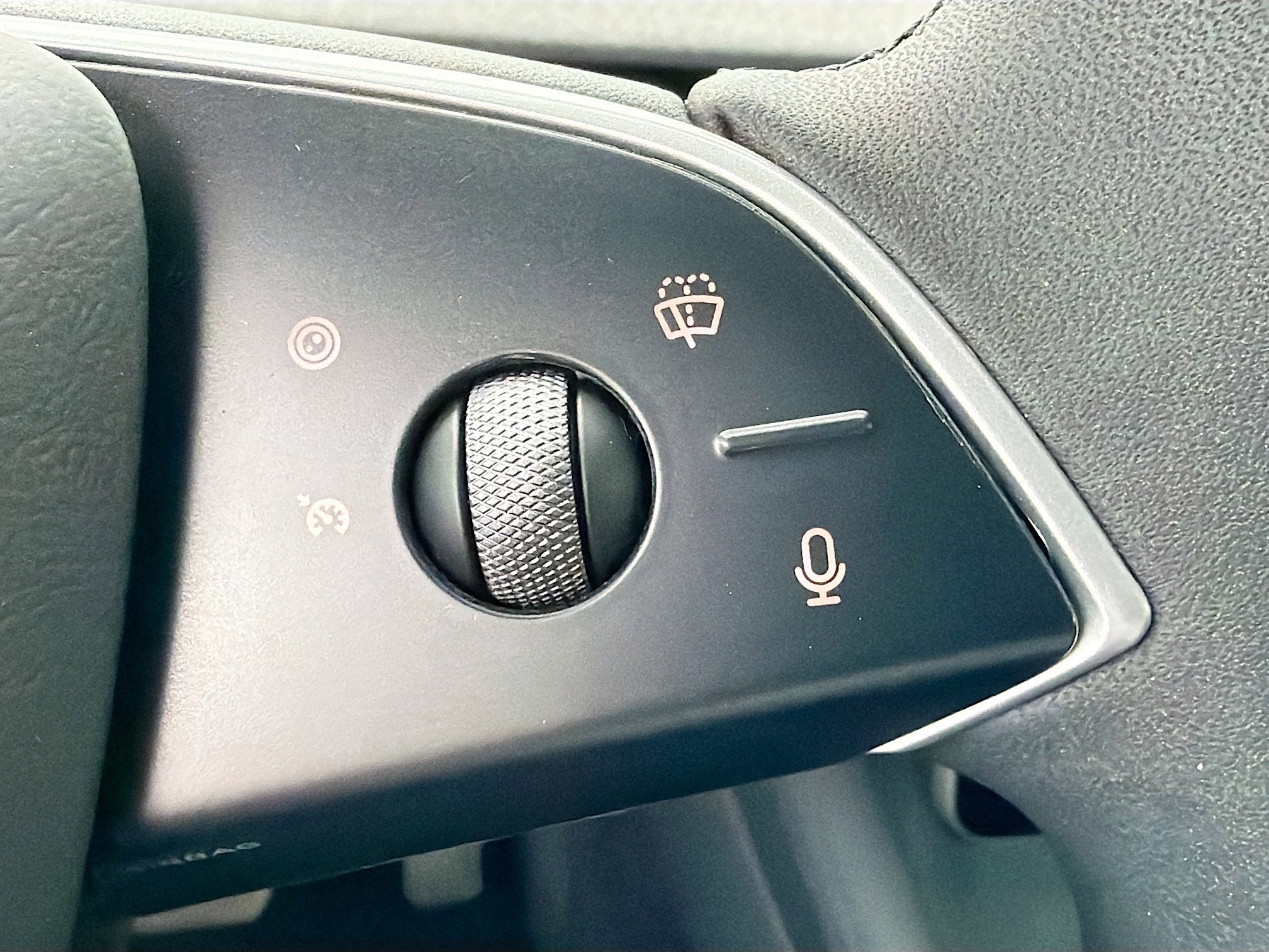 Used 2024 Tesla Model 3 Standard Range image 35