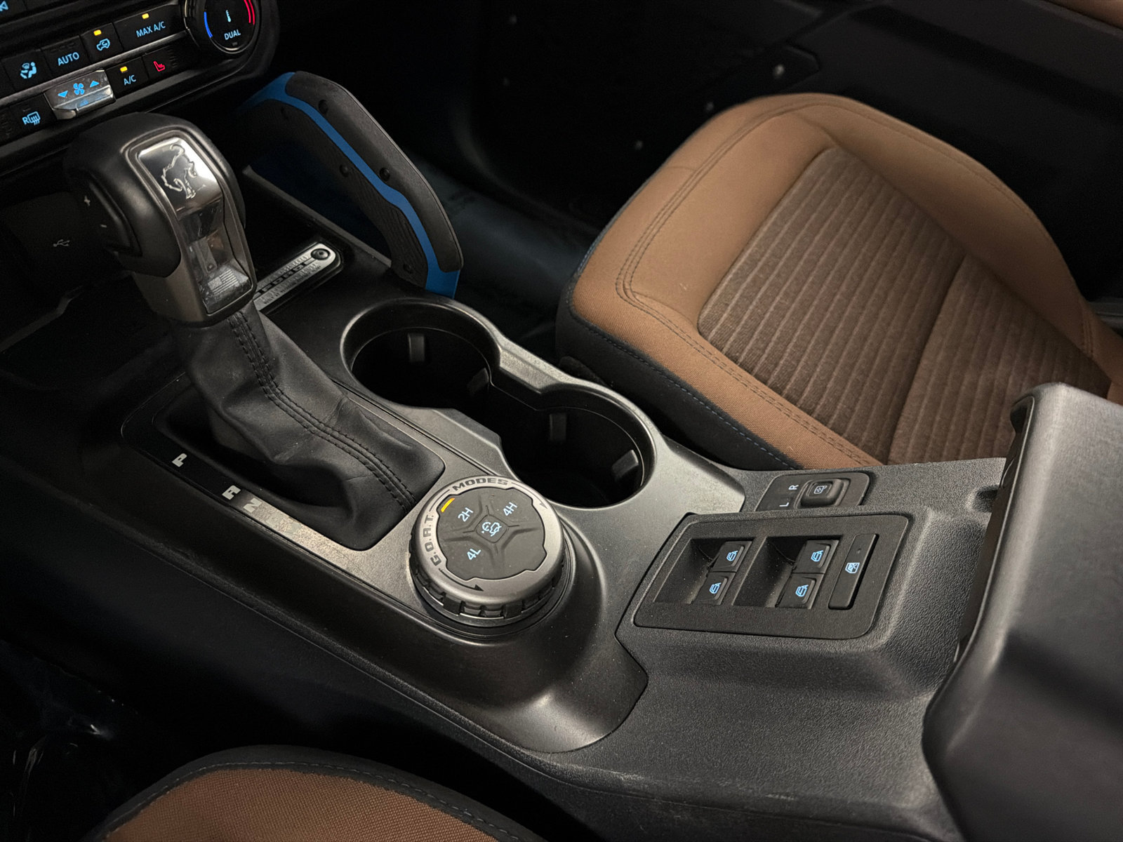 Used 2022 Ford Bronco Outer Banks AWD/4WD image 29