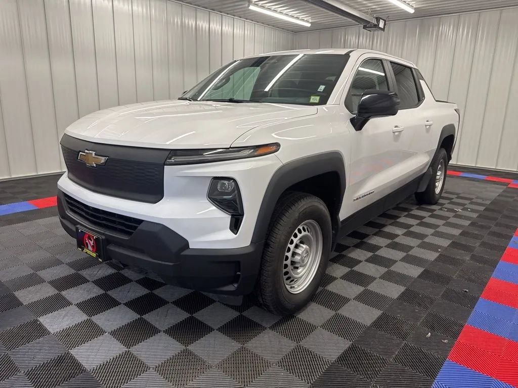 Used 2025 Chevrolet Silverado EV W/T w/ WT Plus Package AWD/4WD image 6