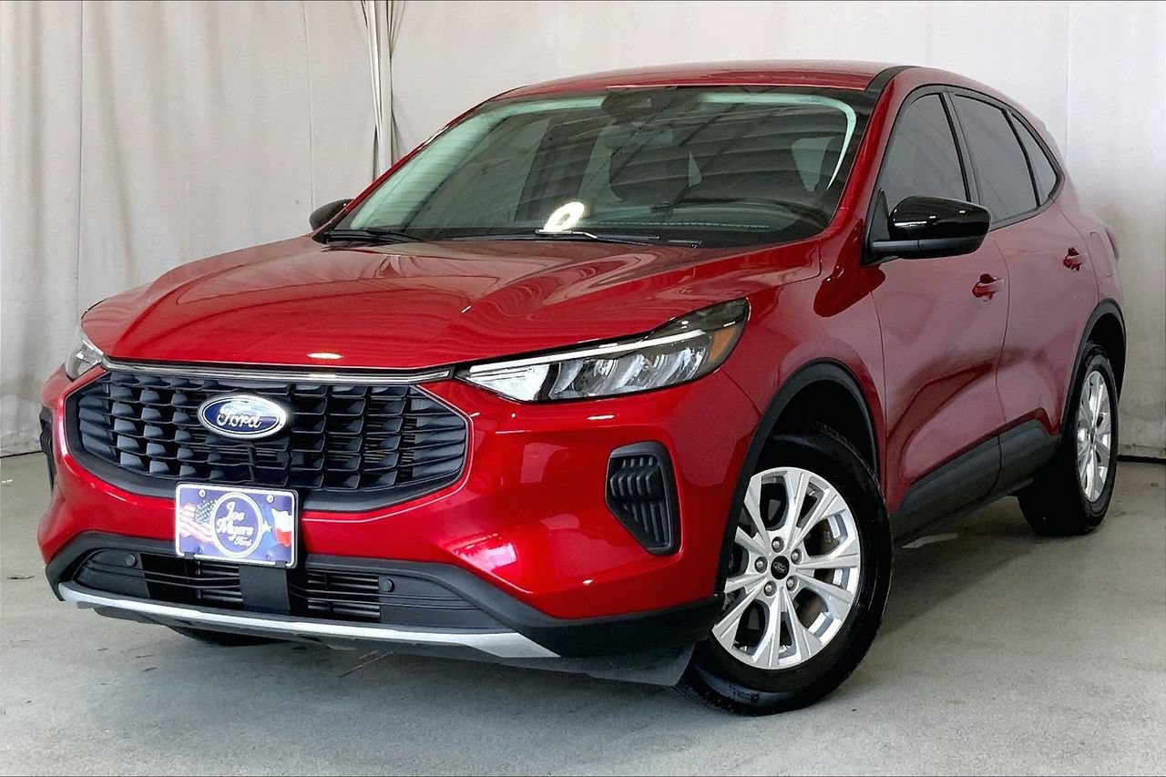 Used 2025 Ford Escape Active FWD image 12