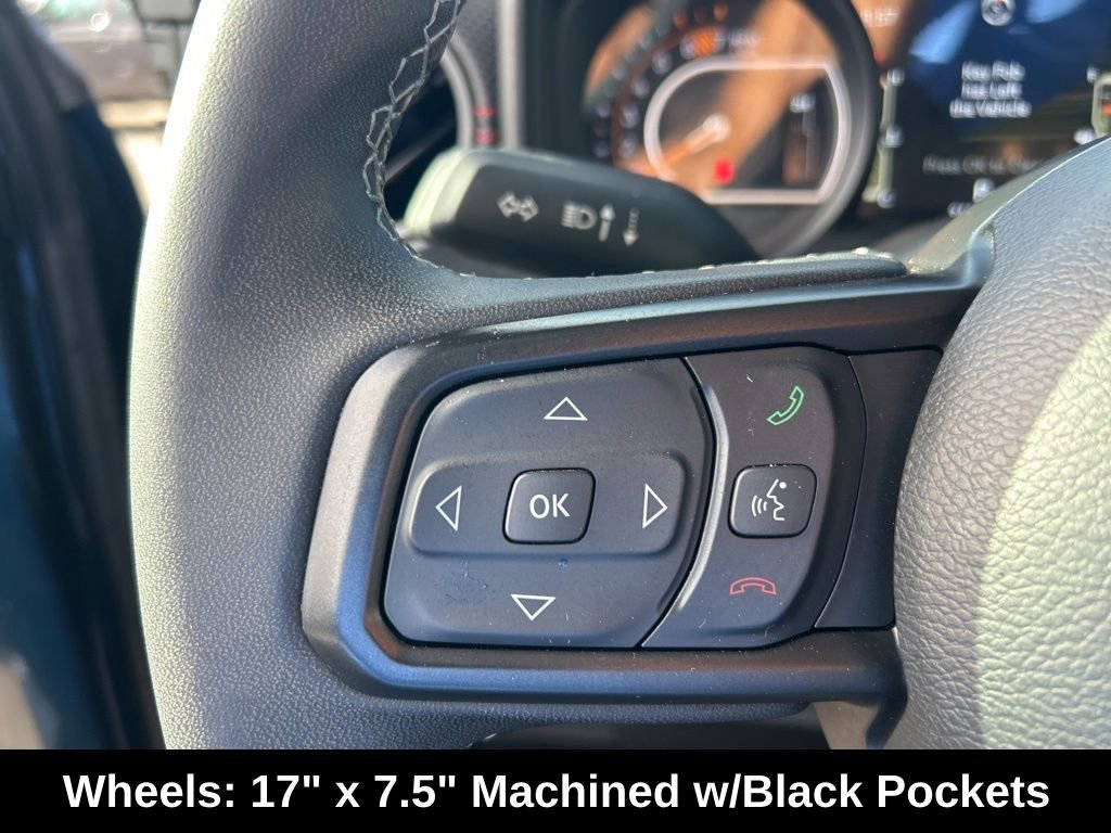 Used 2025 Jeep Wrangler Unlimited Rubicon AWD/4WD image 44