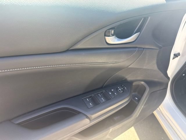 Used 2022 Honda Insight Touring image 9