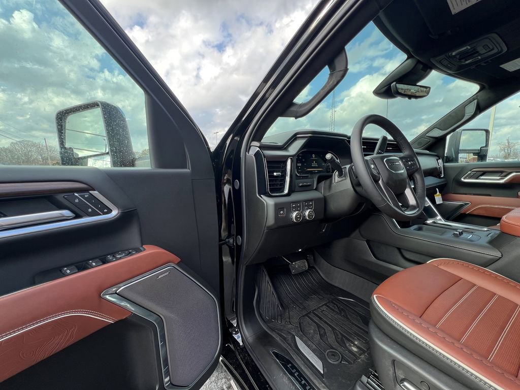 New 2026 GMC Sierra 3500 Denali Ultimate image 16