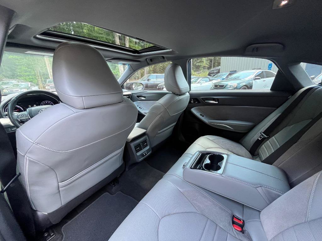 Used 2019 Toyota Avalon XSE w/ Four Season Floor Mat Package FWD image 21