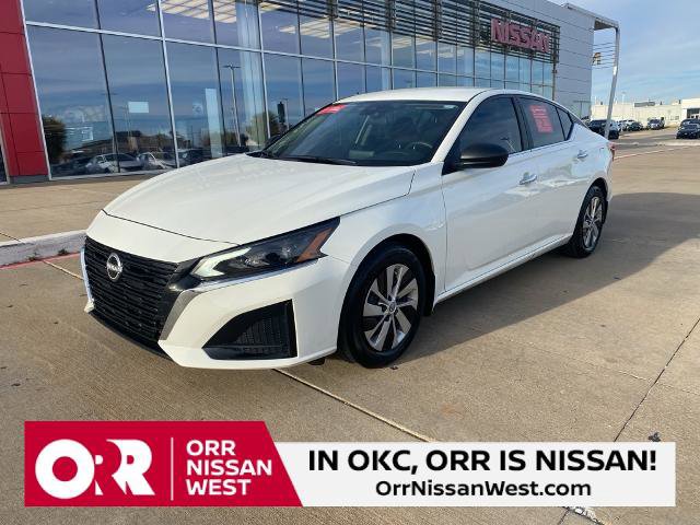 Certified 2025 Nissan Altima 2.5 S image 1