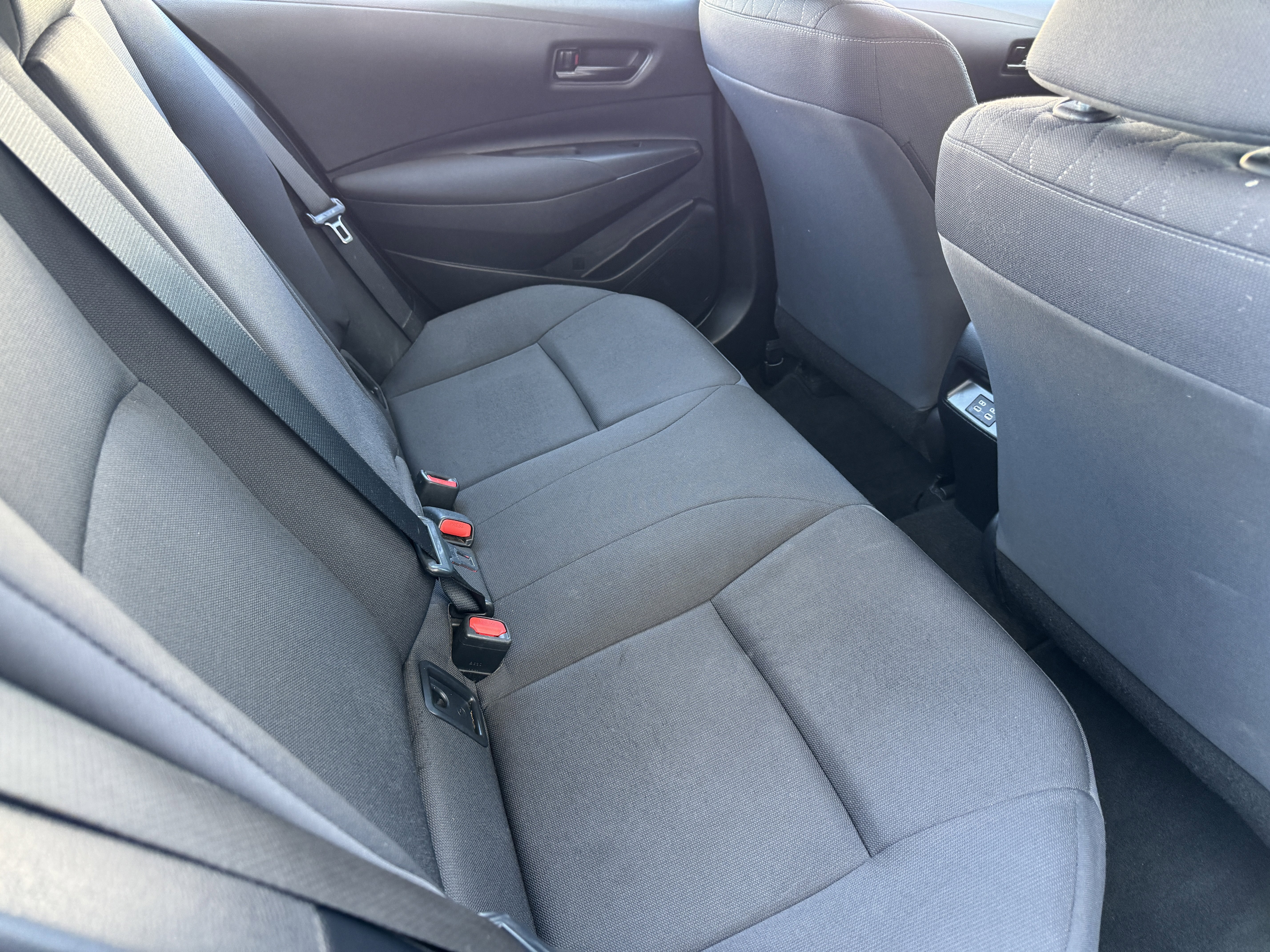 Used 2023 Toyota Corolla LE FWD image 20