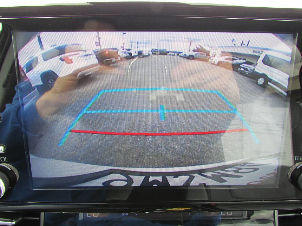 Used 2024 Toyota Sienna XLE image 33