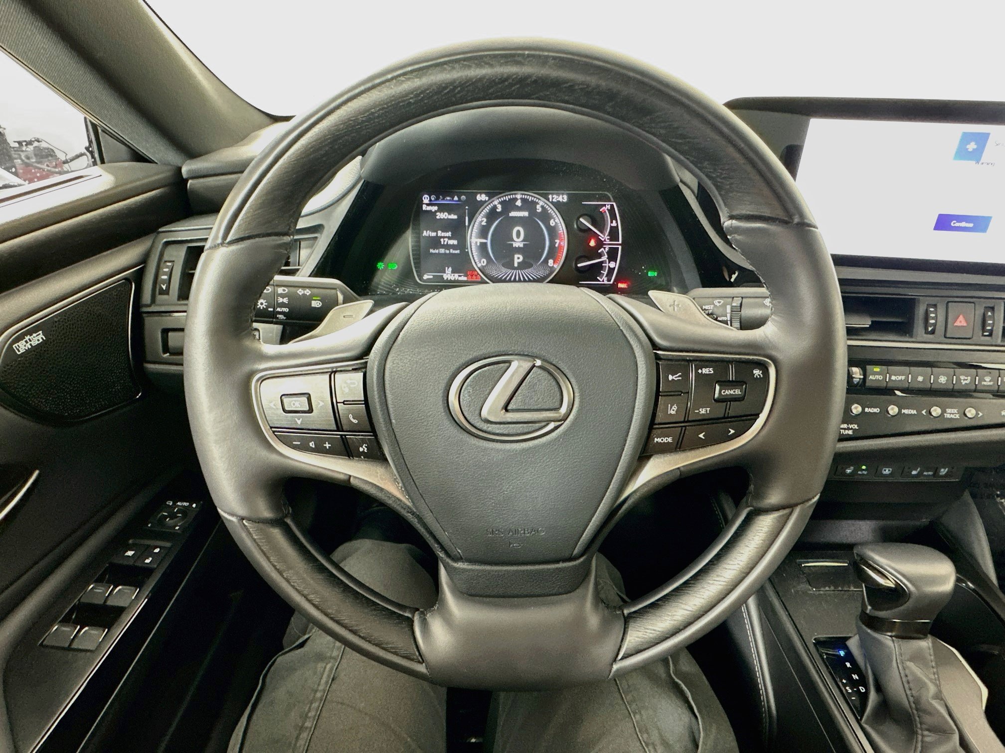 Certified 2025 Lexus ES 350 Ultra Luxury FWD image 11