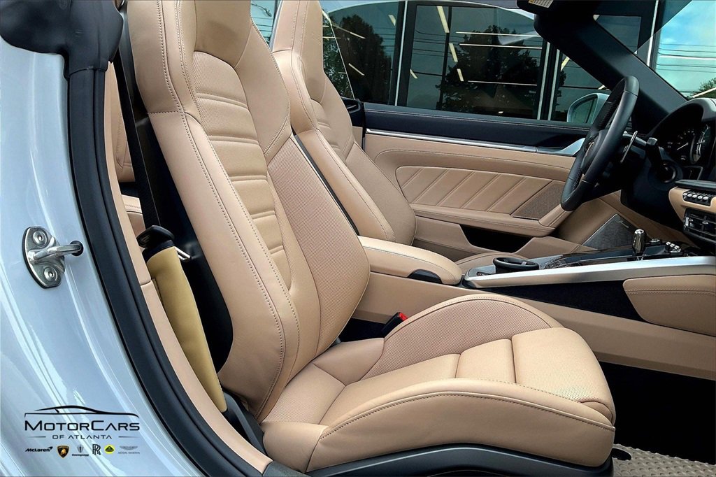 Used 2024 Porsche 911 Turbo image 9