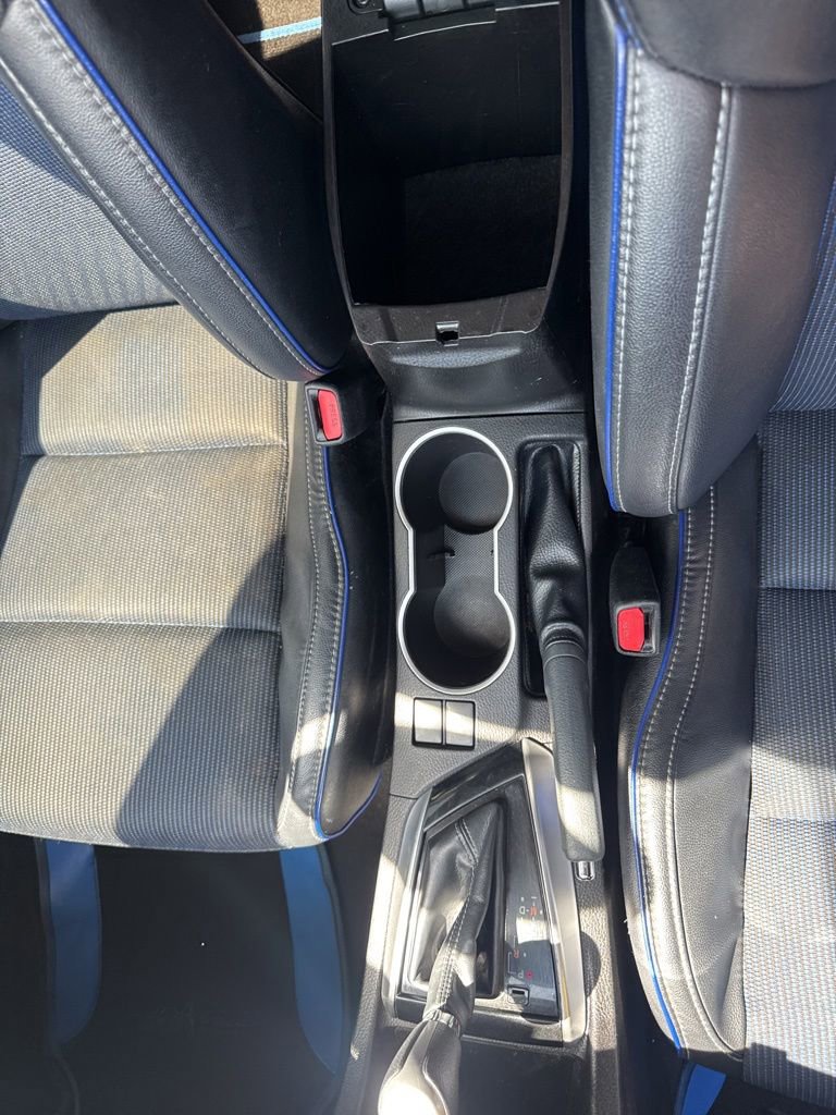 Used 2017 Toyota Corolla SE w/ Carpet Mat Package (TMS) FWD image 18