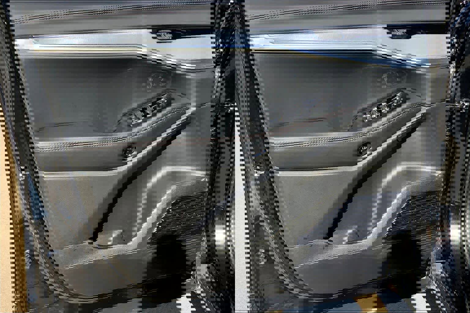 Used 2024 Jeep Wagoneer Launch Edition image 40