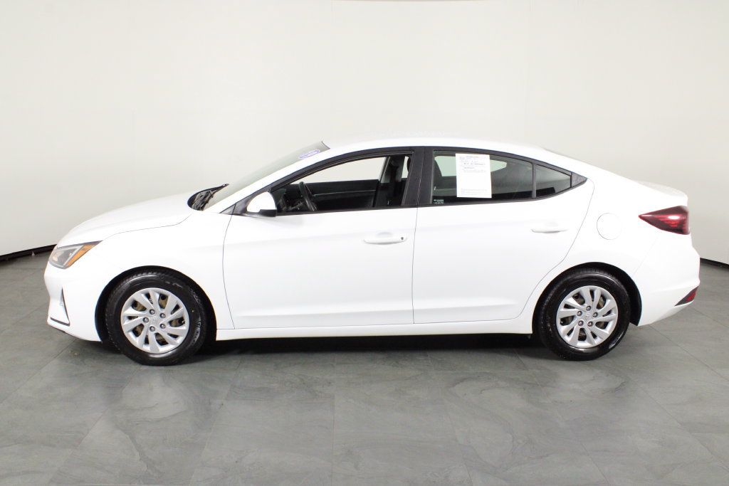 Used 2019 Hyundai Elantra SE w/ Cargo Package FWD image 14