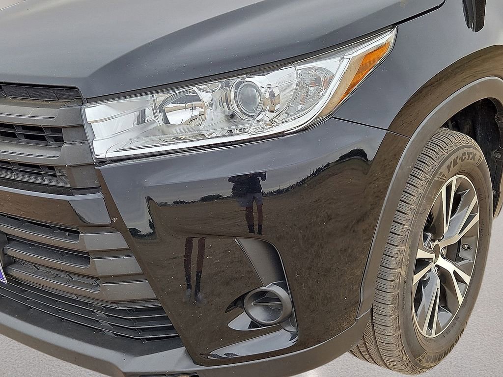 Used 2019 Toyota Highlander LE FWD image 9