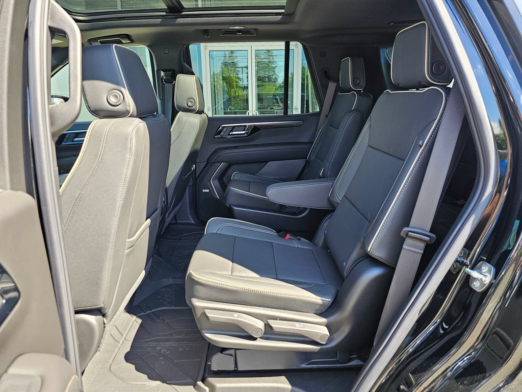 New 2026 Chevrolet Tahoe Premier w/ Sun And Tow Package AWD/4WD image 17