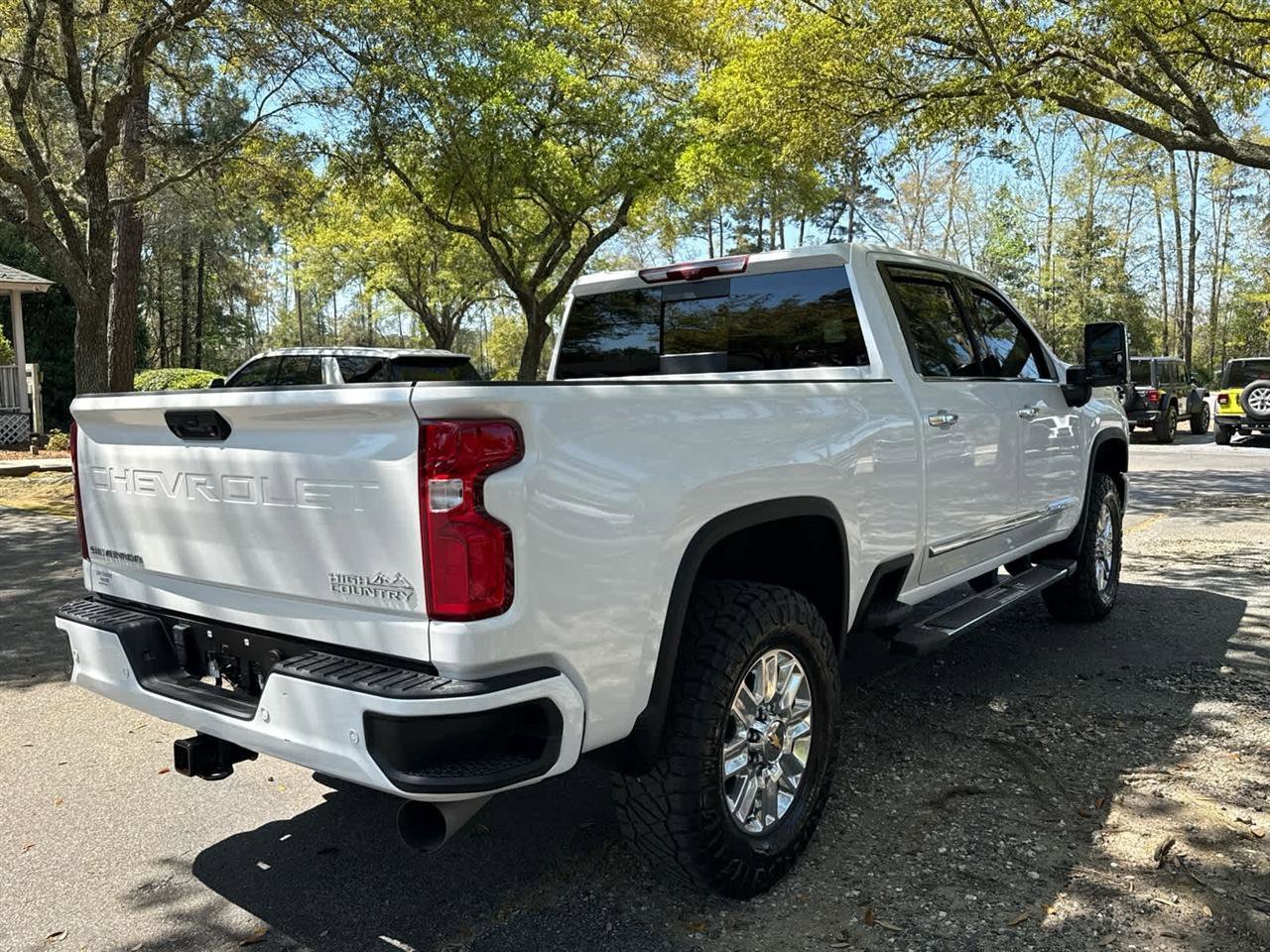 Used 2024 Chevrolet Silverado 2500 High Country w/ High Country Premium Package image 5