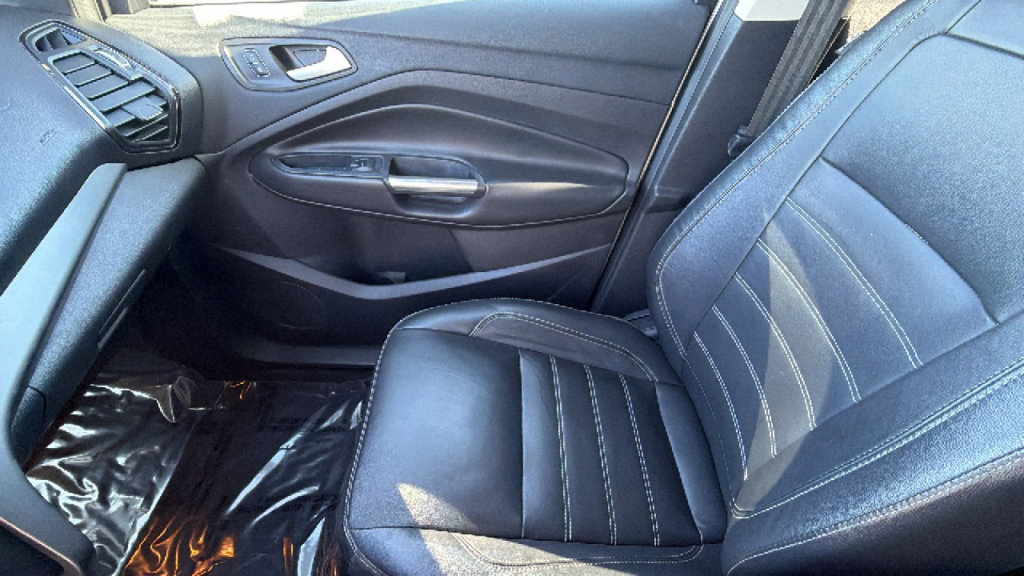 Used 2018 Ford Escape SEL AWD/4WD image 12