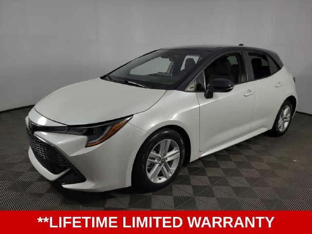 Used 2021 Toyota Corolla SE w/ SE Preferred Package FWD image 3