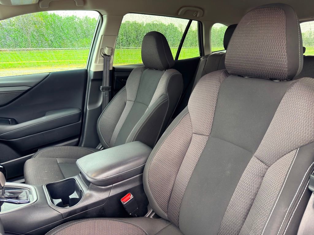 Used 2024 Subaru Outback Premium AWD/4WD image 23