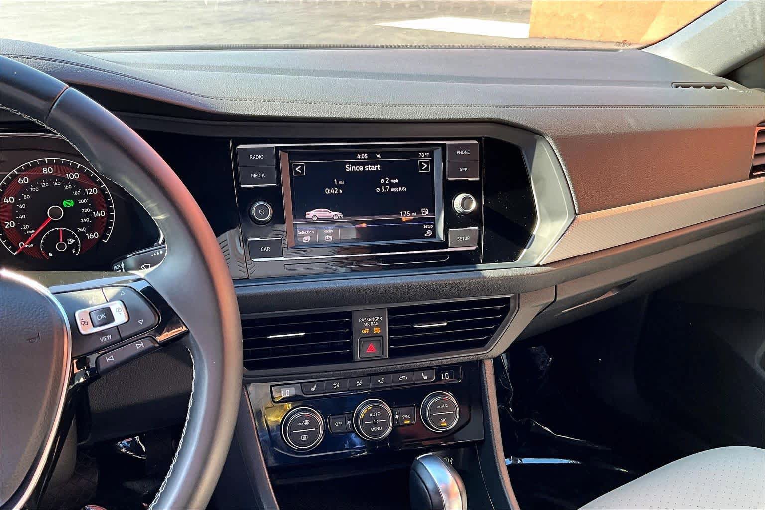 Used 2019 Volkswagen Jetta R-Line FWD image 6