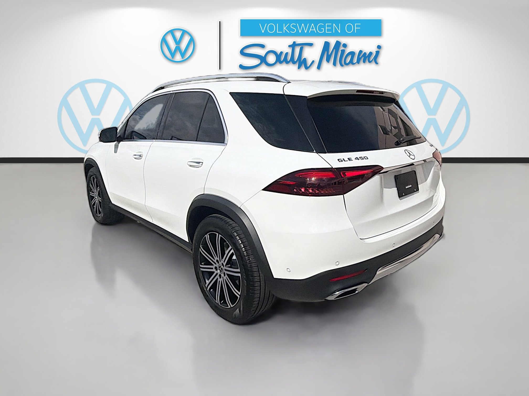 Used 2024 Mercedes-Benz GLE 450 4MATIC image 5