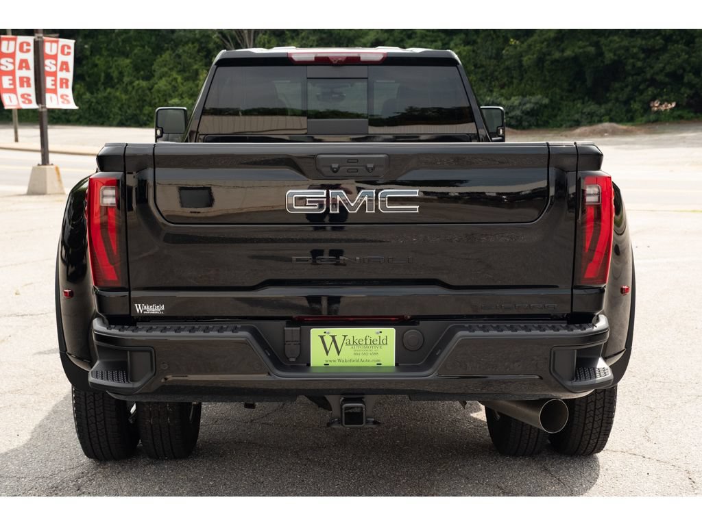 New 2026 GMC Sierra 3500 Denali Ultimate w/ LPO, Black Badging Package AWD/4WD image 7