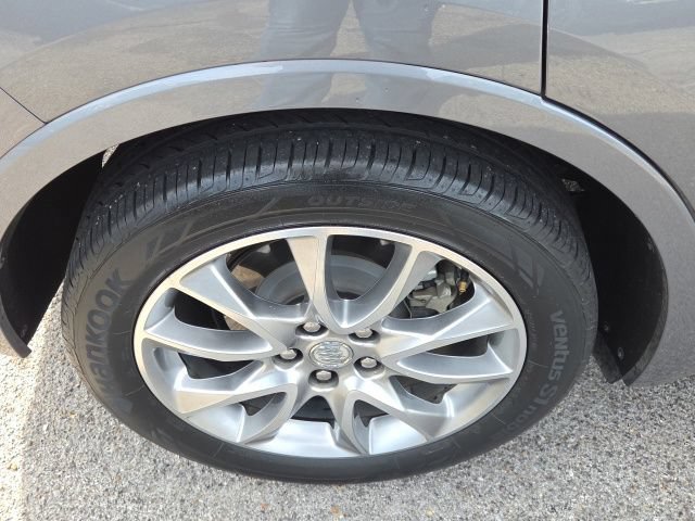 Used 2020 Buick Envision Essence w/ Experience Buick Package FWD image 37