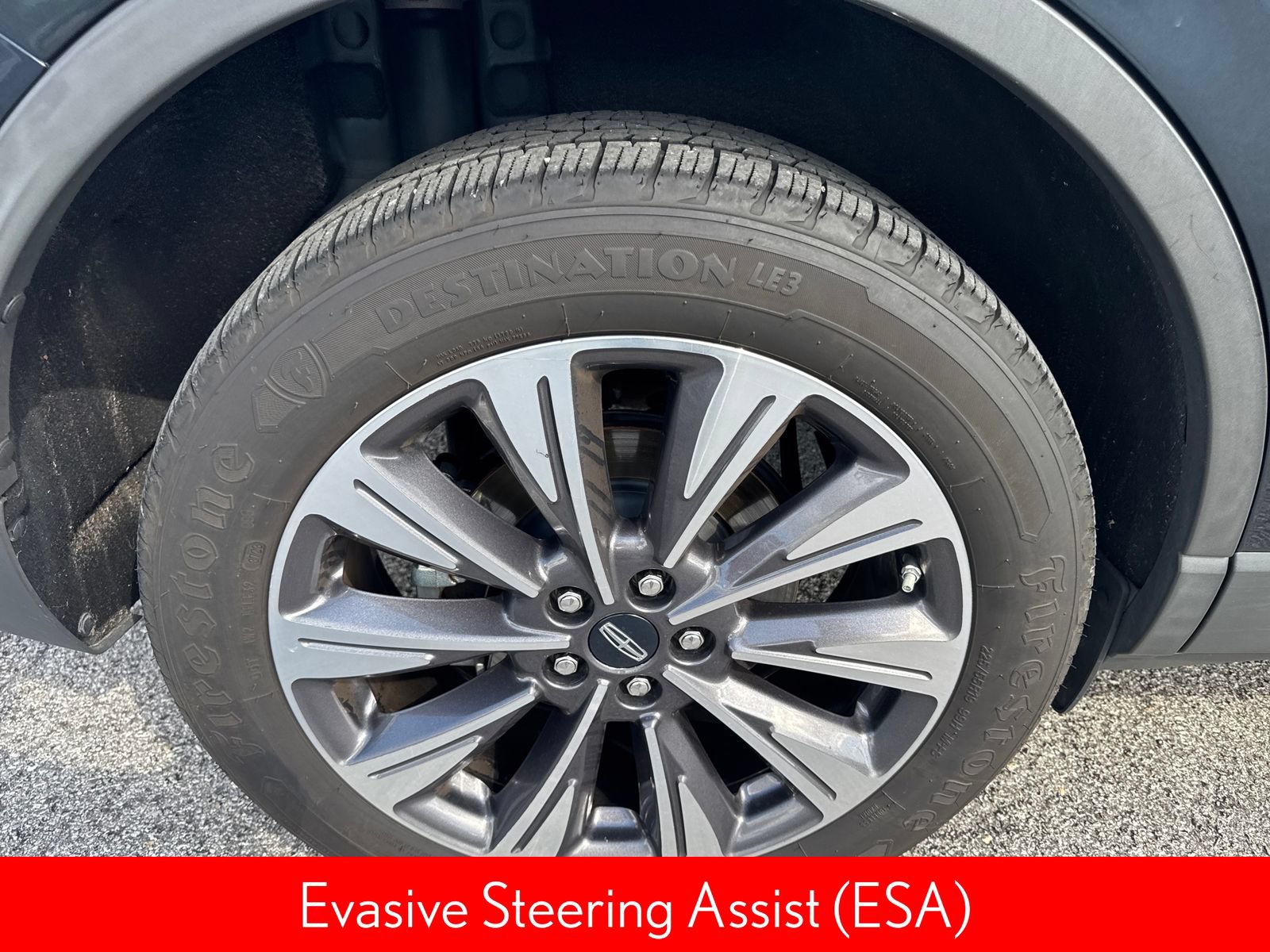 Used 2020 Lincoln Corsair Reserve w/ Equipment Group 201A FWD image 12
