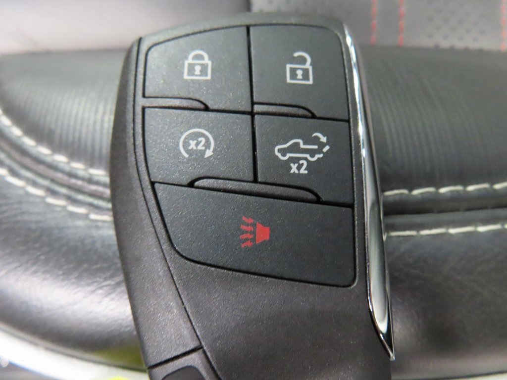 Used 2025 GMC Sierra 2500 AT4X image 80