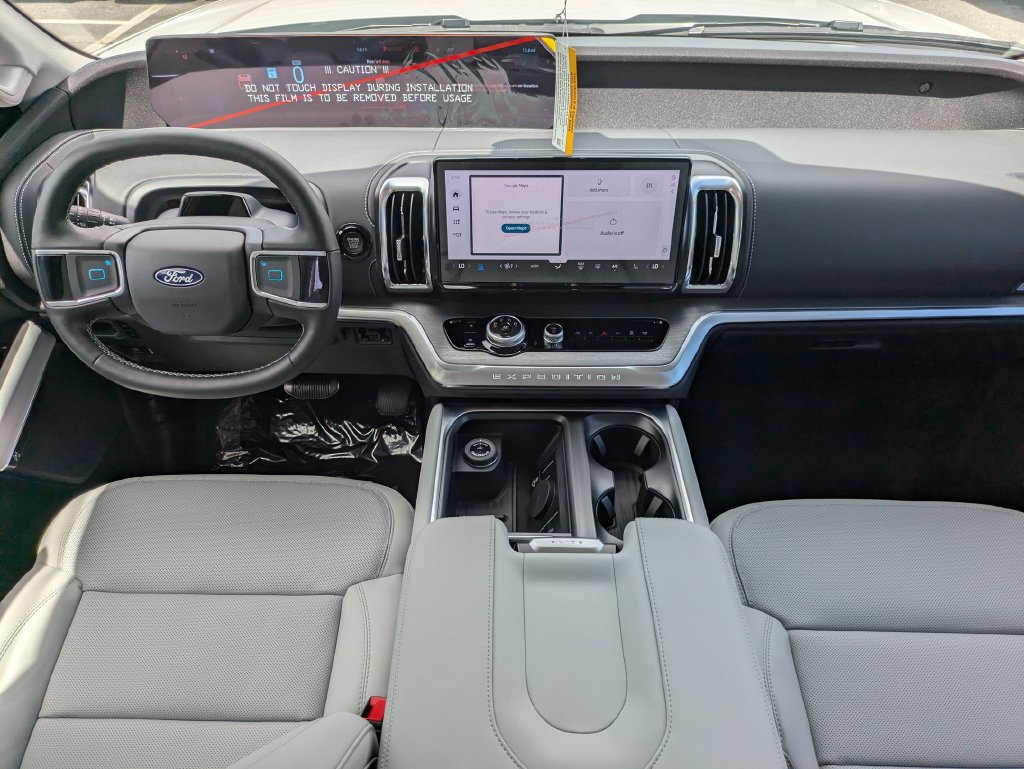 New 2027 Ford Expedition Platinum w/ Driver's Package RWD image 16
