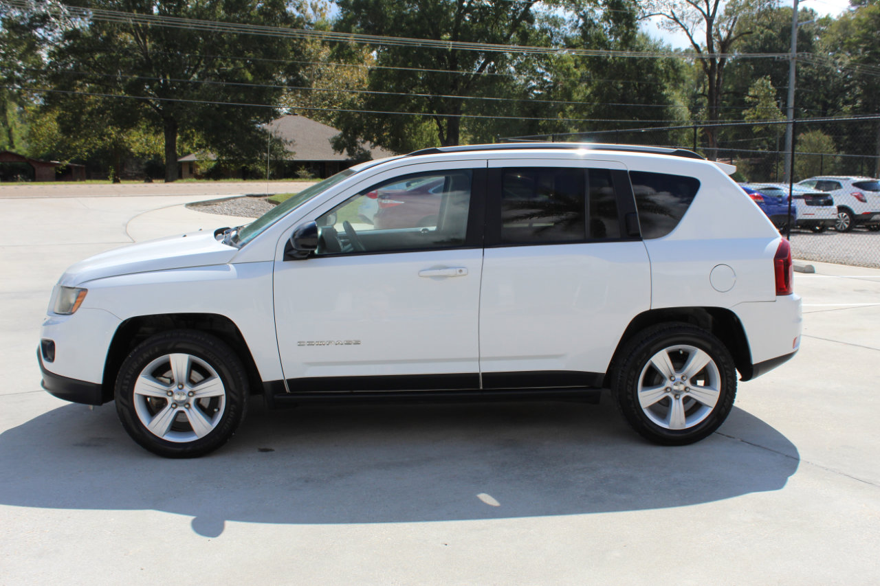 Used 2016 Jeep Compass Sport w/ Power Value Group image 25