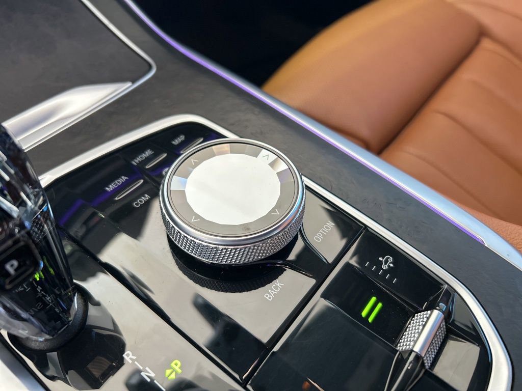 Used 2022 BMW X7 xDrive40i w/ M Sport Package image 67