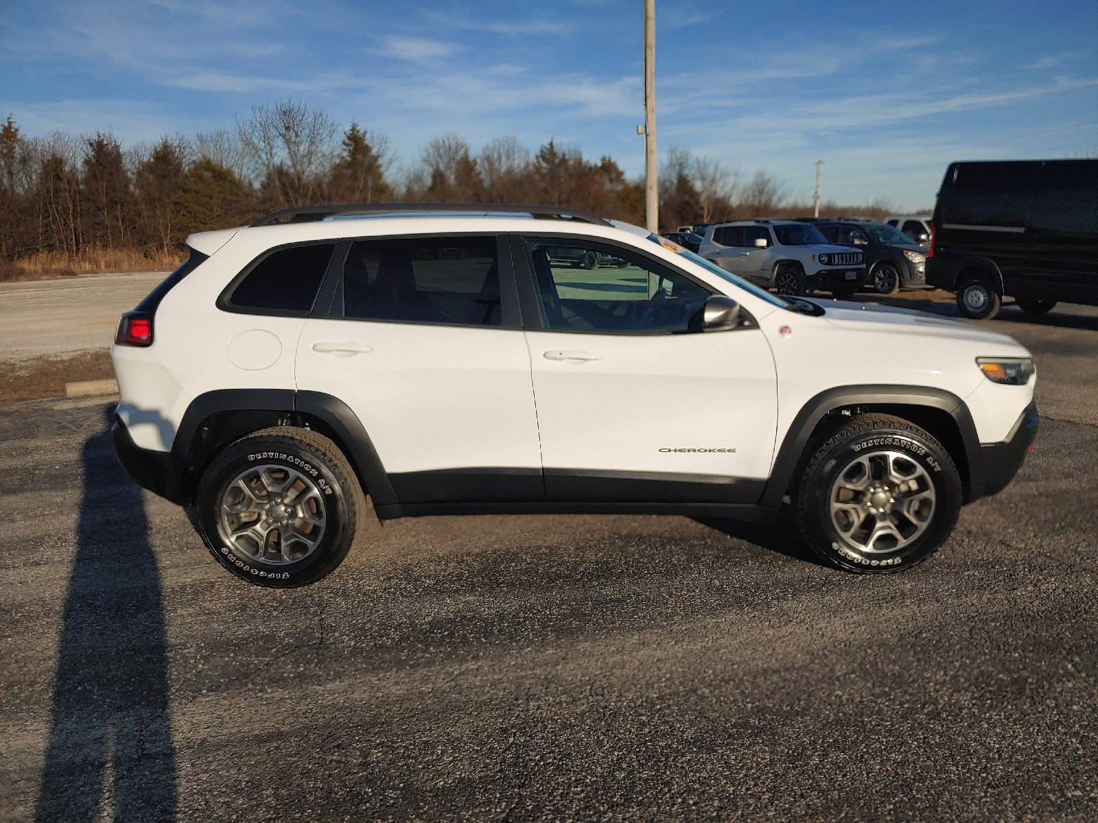 Used 2020 Jeep Cherokee Trailhawk w/ Comfort/Convenience Group image 15