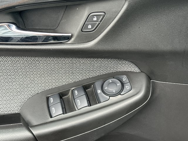 Used 2025 Chevrolet TrailBlazer LS w/ LS Convenience Package FWD image 15
