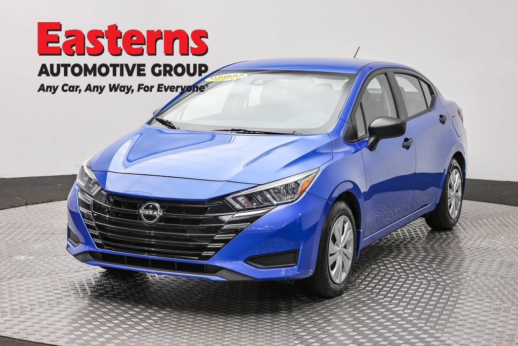 Used 2024 Nissan Versa S w/ Trunk Package FWD image 1
